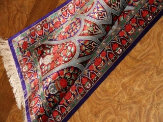 珍しいデザインの玄関マットシルクペルシャ絨毯56042