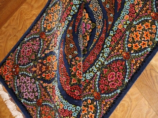 スーパークオリティーシルク手織りペルシャ絨毯57011