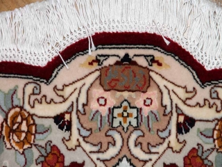 おしゃれな楕円形手織りペルシャ絨毯タブリーズ25729