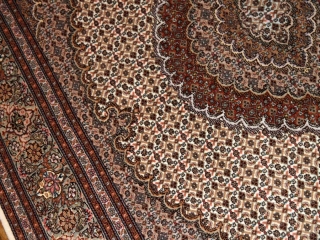 イラン輸入高級手織りペルシャタブリーズマヒ57056