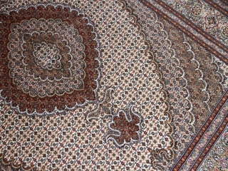 イラン輸入高級手織りペルシャタブリーズマヒ57056