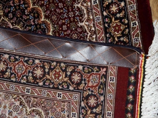 ペルシャ絨毯玄関マット赤い色、タブリーズのマヒデザイン44313