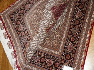 高級ハンドメイドペルシャ絨毯マヒデザイン30868