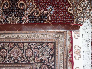 高級ハンドメイドペルシャ絨毯マヒデザイン30868