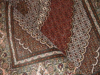 タブリーズペルシャ絨毯手織りラグ50127