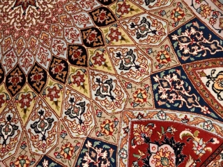 高級手織りペルシャ絨毯タブリーズ珍しい模様59010