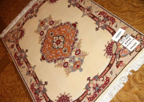 ペルシャ絨毯の玄関マットタブリーズ33084