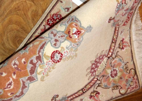 ペルシャ絨毯の玄関マットタブリーズ33084