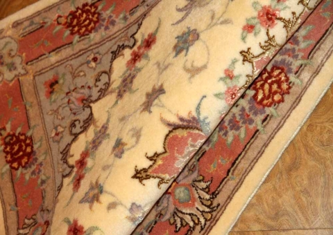 ペルシャ絨毯、おしゃれ玄関マットタブリーズ42015