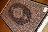 マヒデザインタブリーズ産地ペルシャ絨毯21824