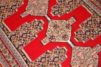 赤いキリムのセネ高級品質センターラグ146000