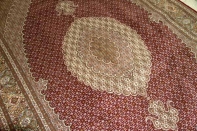 タブリーズ手織りペルシャ絨毯マヒデザイン23037