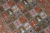 センターラグのペルシャ絨毯ヘシティー模様、イラン直輸入49079