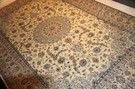 ナインリビングジュウタンベージュ色35255