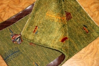 グリーン色あがりかまちギャッベシラズ56000