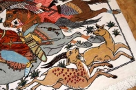 小さいハンティングデザインペルシャ絨毯49008