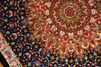 とても綺麗な花模様のシルク手織りペルシャ56007