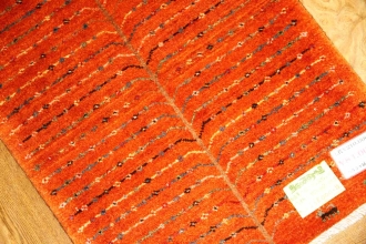 イラン輸入高級ギャッベ、細かい結び方シラズ産地37301