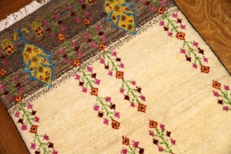 カラフルで楽しい模様の高品質コルデスタンギャッベイラン製58125