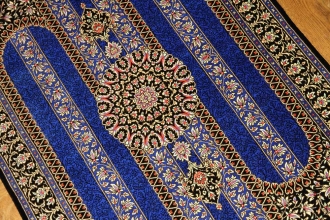 クムシルク手織りペルシャ絨毯ブルー色玄関マット146995