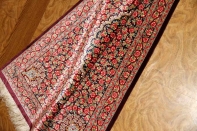 バラいっぱいシルクペルシャ絨毯、レッドローズ56010