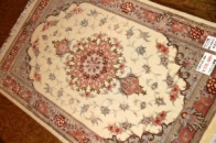 ペルシャ絨毯、おしゃれ玄関マットタブリーズ42015