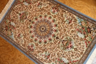 ペルシャ玄関絨毯クムシルクベージュ50029