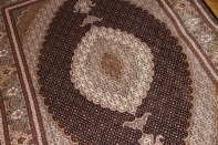 メダリオンマヒデザイン細かい模様タブリーズ57053