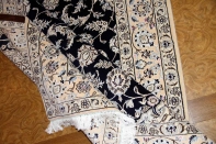 シックな色彩と豪華なデザイン手織りペルシャラグナイン59028