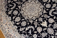 シックな色彩と豪華なデザイン手織りペルシャラグナイン59028