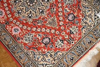 とても珍しい色彩の手織りペルシャ絨毯ナイン産43139