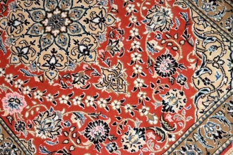 とても珍しい色彩の手織りペルシャ絨毯ナイン産43139