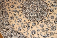 高級手織りペルシャじゅうたんナイン産メダリオン59025