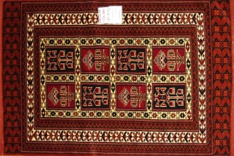 トライバルデザインの手織りペルシャ絨毯トルケマン産27604