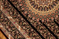 高級シルクのモハラマトデザインペルシャ絨毯56072