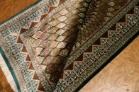 高級手織りペルシャ絨毯、センターラグシルクゴンバディー48080