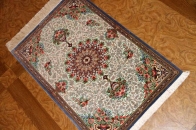 明るいシルクのペルシャ絨毯玄関マット56043