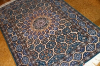 ペルシャ絨毯イスファハンゴンバディーデザインブルー3190001