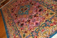 イスファハン産手織りペルシャ絨毯、高級ラグの直輸入311700