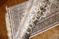 カシャーンシルク伝統的なペルシャ絨毯色彩57002