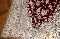リビングカーペットのペルシャ手織り絨毯ナイン赤い色59030