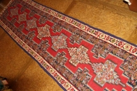 廊下敷き赤いセネキリムイラン輸入235000