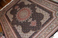 シックなペルシャじゅうたんタブリーズマヒ255412