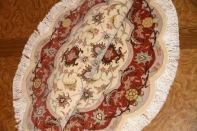 丸い手織りペルシャ絨毯タブリーズ産地メダリオン22203