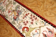 小さいハンティングデザイン細長いペルシャ絨毯49011