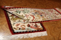 小さいハンティングデザイン細長いペルシャ絨毯49011