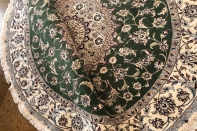 円形のじゅうたん、手織りペルシャ絨毯の丸グリーン188480