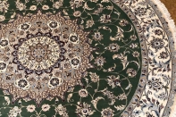 円形のじゅうたん、手織りペルシャ絨毯の丸グリーン188480
