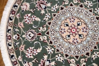 円形な手織りペルシャ絨毯ナイングリーン28648