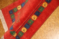 高級ギャッベシラズ産綺麗な赤色の玄関マットギャッベ18881